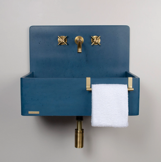 Bathroom Renovation: Unusual Materials Edition