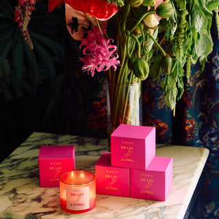DE LAS FLORES SOY SMALL BATCH CANDLE - Gardenia, Lily, and Pink Peppercorn